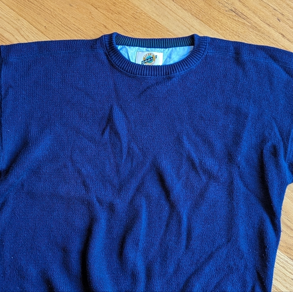 Field gear navy blue sweater